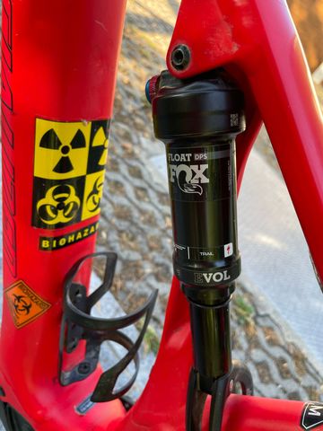 Used Specialized Turbo Levo SRAM NX 2021 Mountainbike, Red — image 5 of 7