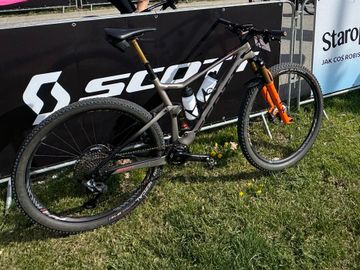 Used Scott Spark 930 2020 2020 Mountainbike, Light Gray — image 1 of 9
