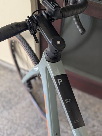 Brugt CUBE CROSS RACE C:62 PRO 2024 2024 Road & Gravel — billede 2 af 4