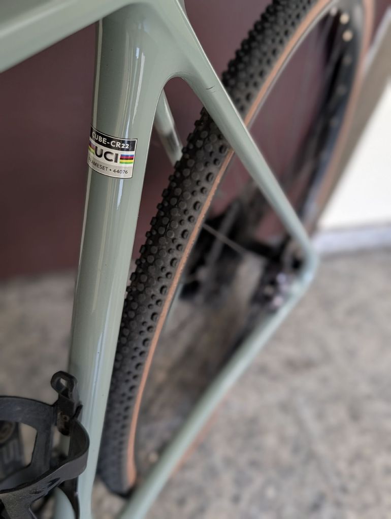 Brugt CUBE CROSS RACE C:62 PRO 2024 2024 Road & Gravel — billede 4 af 4