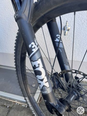 Used Specialized Stumpjumper Comp 2023 2023 Mountainbike, Black, 29 — image 6 of 10