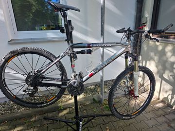 Used Univega Custom Other SRAM 2006 Mountainbike, Light Gray — image 1 of 6