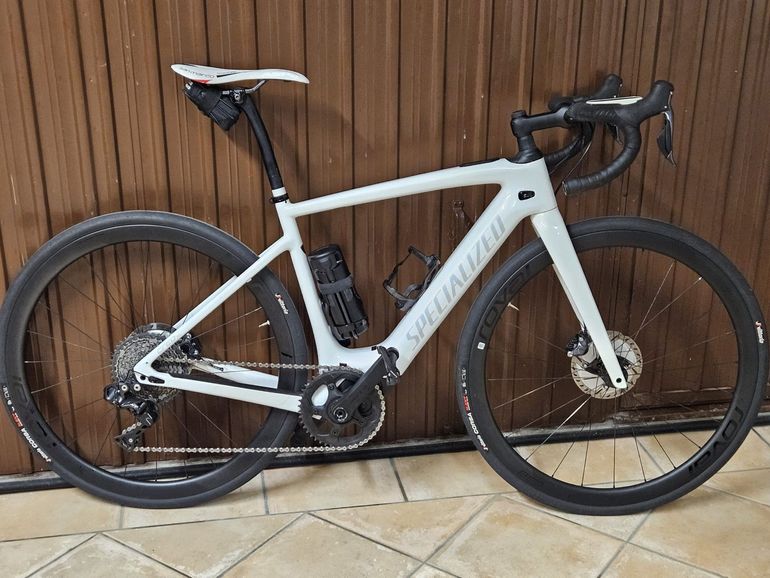 Gebrauchtes Specialized Custom Shimano Ultegra Di2 2022 Road & Gravel, Weiß — Bild 2 von 3