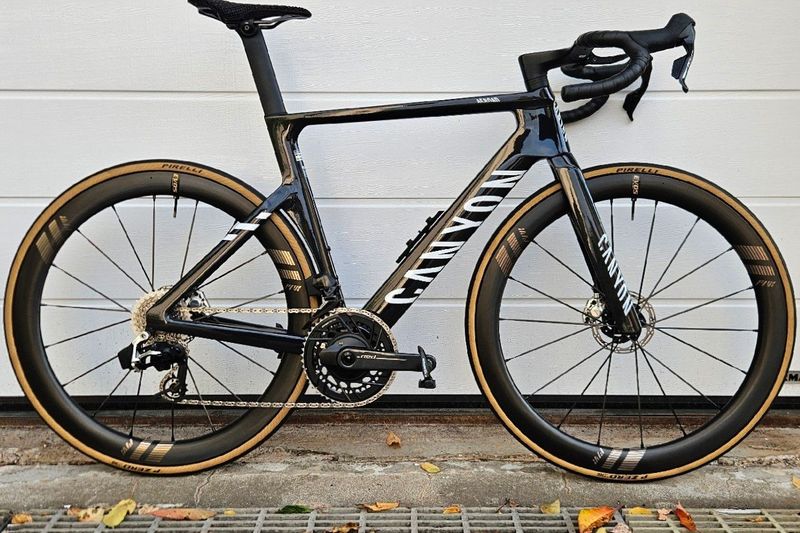 Canyon Aeroad CFR AXS 2026 2026 Road & Gravel d'occasion