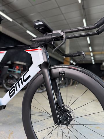 Used BMC Timemachine 01 DISC TWO 2023 2023 Road & Gravel, White — image 5 of 18
