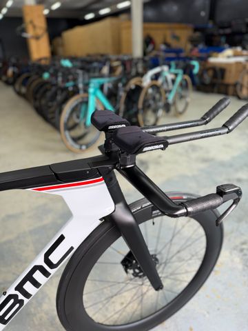 Used BMC Timemachine 01 DISC TWO 2023 2023 Road & Gravel, White — image 10 of 18
