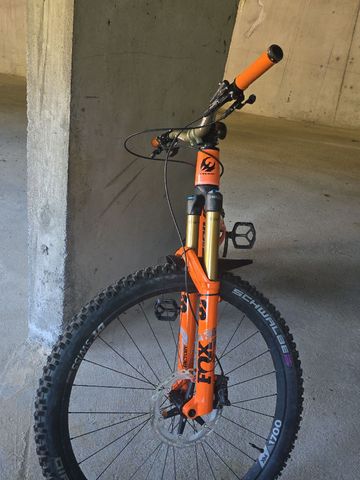 Gebrauchtes Pivot Firebird 29 Pro XT/XTR 2023 2023 Mountainbike, Orange — Bild 2 von 3