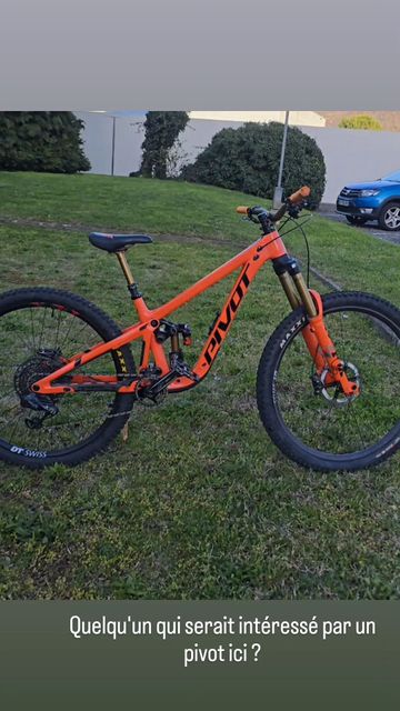 Gebrauchtes Pivot Firebird 29 Pro XT/XTR 2023 2023 Mountainbike, Orange — Bild 1 von 3