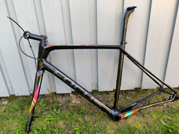 Gebrauchtes Focus PARALANE Ultegra Di2 2018 Frameset 2018 Road & Gravel, Schwarz — Bild 1 von 26