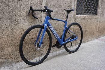 BMC Roadmachine TWO 2024 2024 Road & Gravel de segunda mano, Azul — imagen 5 de 17