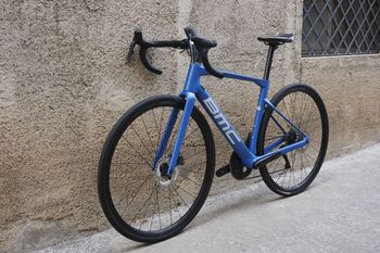 BMC Roadmachine TWO 2024 2024 Road & Gravel de segunda mano, Azul — imagen 13 de 17