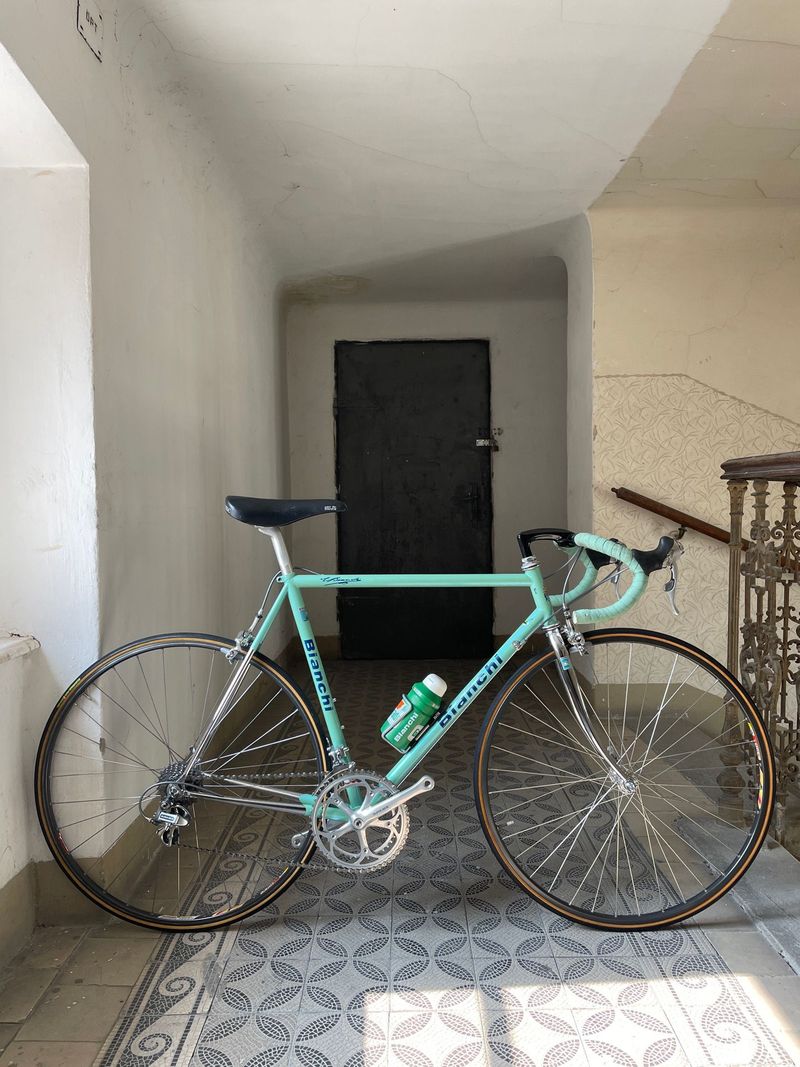 Used Bianchi Custom Shimano Dura Ace 1993 Road & Gravel, Green — image 1 of 10