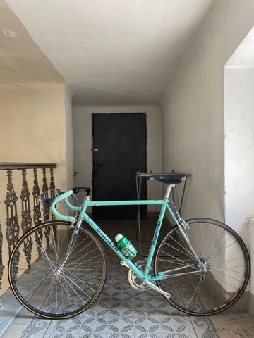 Used Bianchi Custom Shimano Dura Ace 1993 Road & Gravel, Green — image 2 of 10