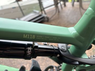 Used Canyon Neuron 7 2023 2023 Mountainbike, Green, 27.5, 29 — image 4 of 6