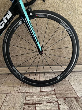 Bianchi Aria 105 2018 2018 Road & Gravel usato, Nero — immagine 6 di 8