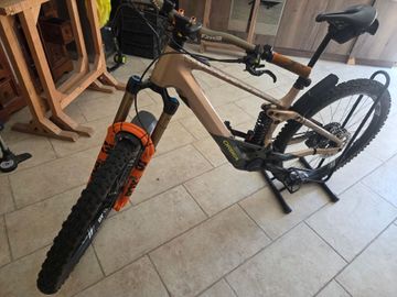 Gebrauchtes Orbea WILD H10 2023 2023 Mountainbike, Orange, 29 — Bild 2 von 9