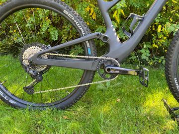 Used Scott Spark 910 2022 2022 Mountainbike, Light Gray, 29 — image 9 of 15