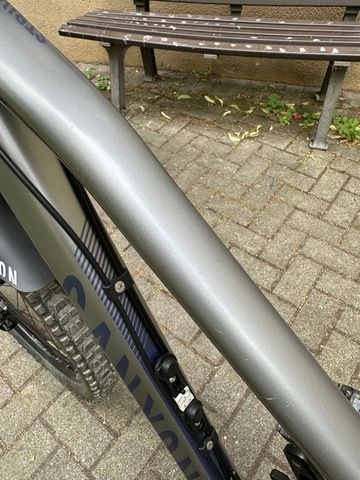 Used Canyon Strive AL 6.0 2018 2018 Mountainbike, Light Gray, 27.5 — image 7 of 10