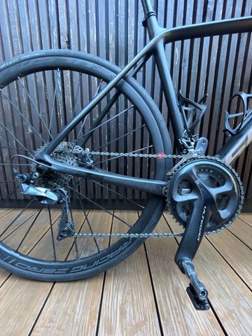 Scott Addict 10 disc 2021 2021 Road & Gravel usato, Nero — immagine 2 di 11
