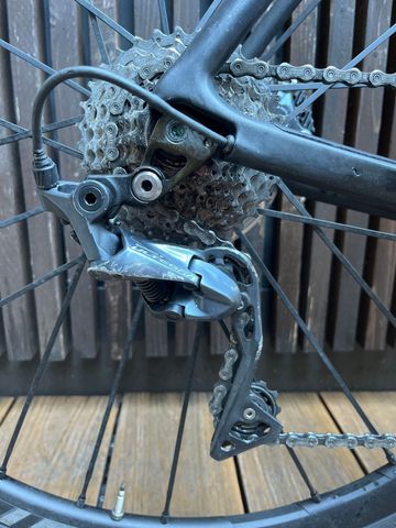 Scott Addict 10 disc 2021 2021 Road & Gravel usato, Nero — immagine 6 di 11