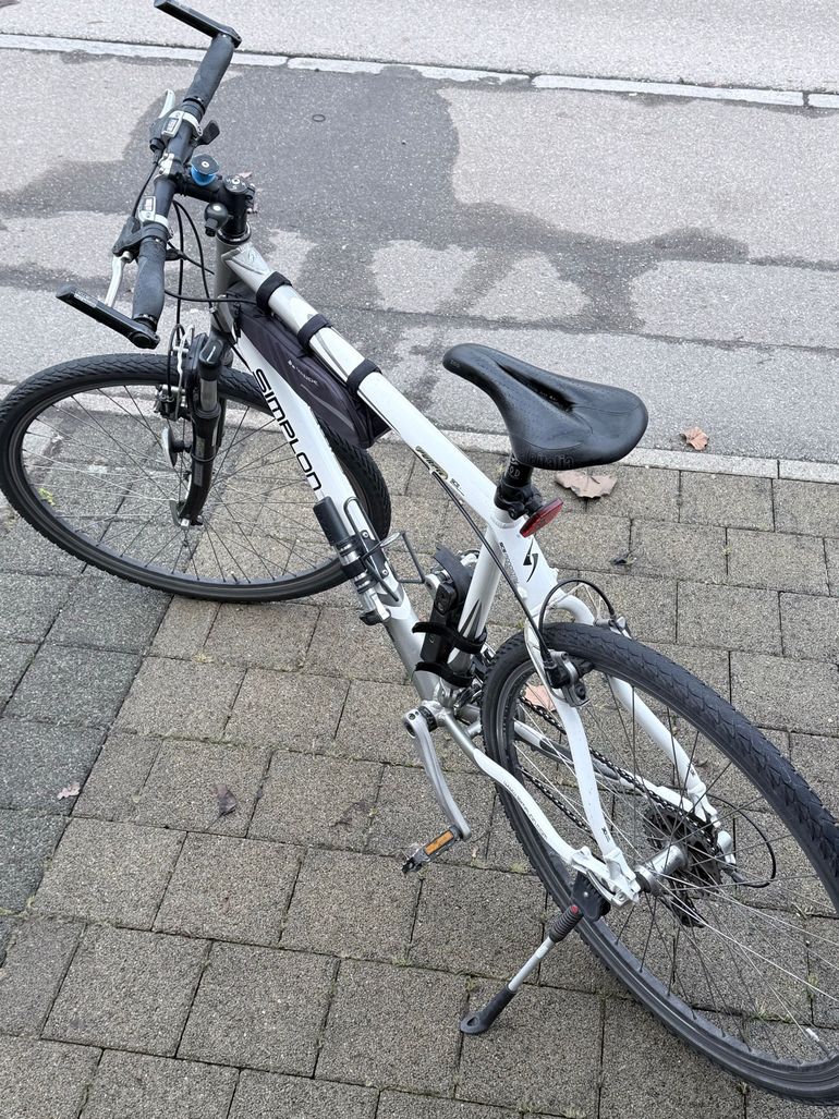 Used Simplon Custom Shimano Deore 2009 Urban, White — image 12 of 18