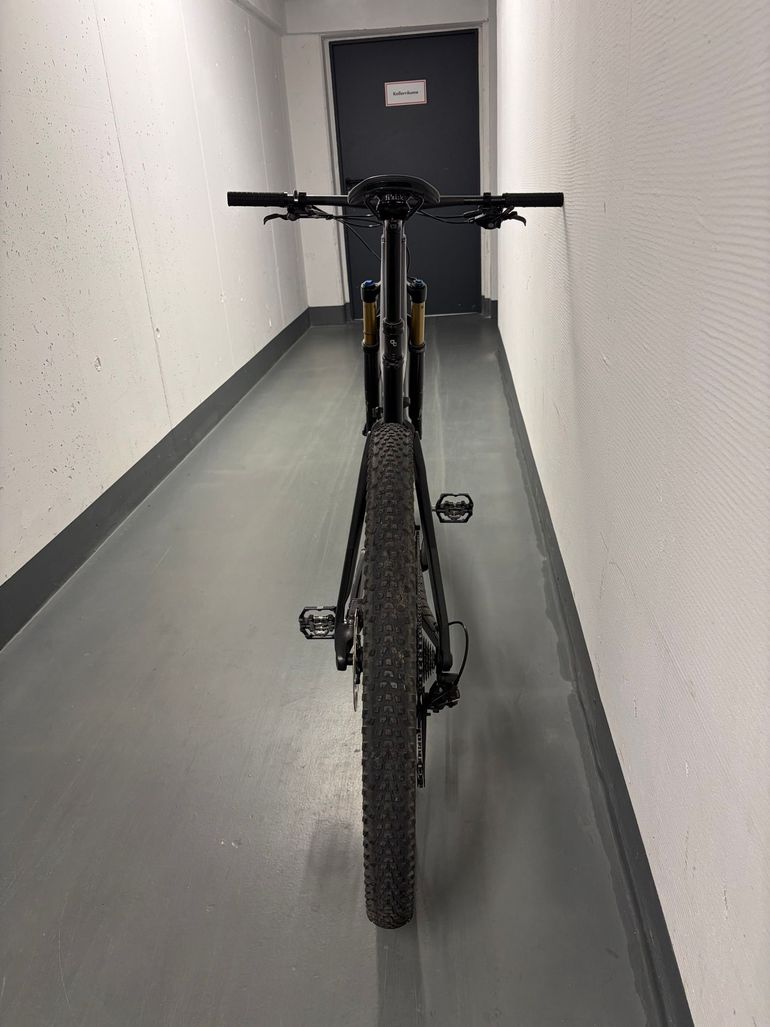 Brugt Orbea OIZ M10 2023 2023 Mountainbike — billede 17 af 23