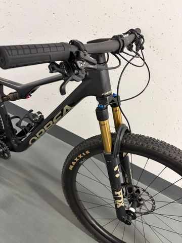 Gebrauchtes Orbea OIZ M10 2023 2023 Mountainbike, Schwarz, 29 — Bild 9 von 23