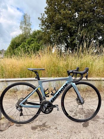 Brugt Bianchi Aria Ultegra 2021 2021 Road & Gravel