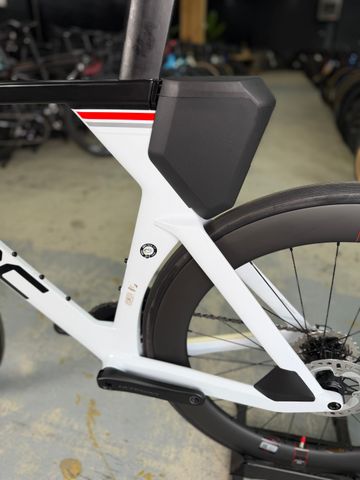 Brugt BMC Timemachine 01 Di2 Carbon 2023 Road & Gravel — billede 23 af 24