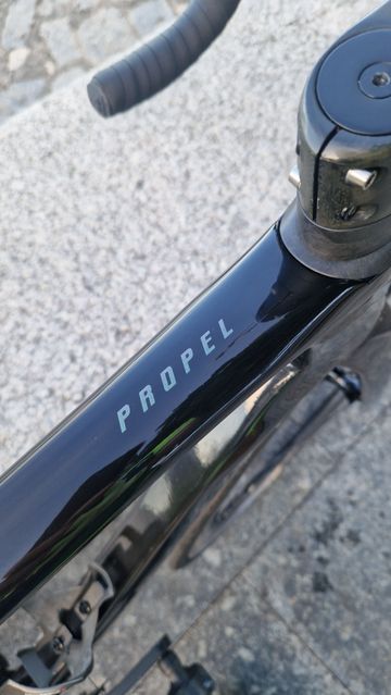 Brugt Giant Propel, Advanced SL 1 2023 2023 Road & Gravel — billede 3 af 6