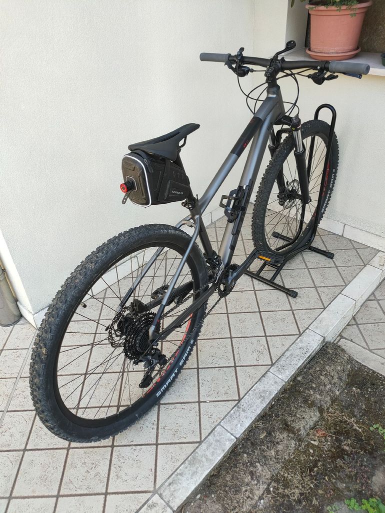 Used CUBE Aim Shimano Deore 2025 Mountainbike, Light Gray, 29 — image 2 of 25