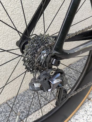 Canyon Speedmax CF 8.0 Di2 2020 2020 Road & Gravel usato, Nero — immagine 4 di 7