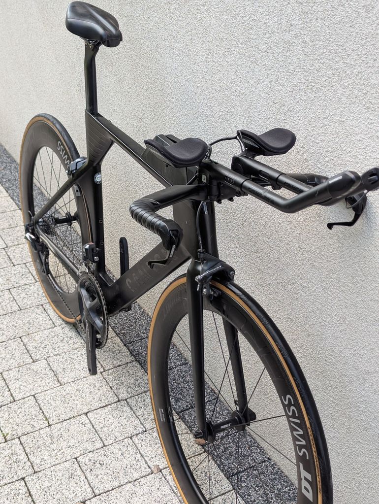 Canyon Speedmax CF 8.0 Di2 2020 2020 Road & Gravel usato, Nero — immagine 2 di 7