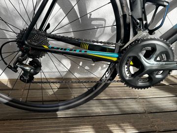 Used Giant Tcr advanced Shimano Tiagra 2018 Road & Gravel, Black — image 3 of 4