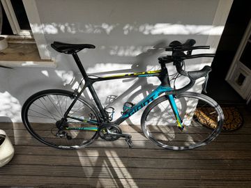 Used Giant Tcr advanced Shimano Tiagra 2018 Road & Gravel, Black — image 1 of 4