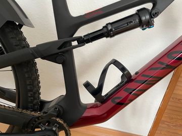 Used Canyon Neuron CF 8 2024 2024 Mountainbike, Red, 27.5, 29 — image 10 of 15