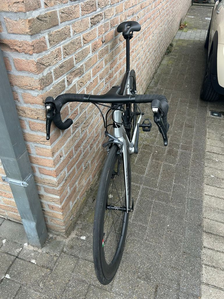Canyon Aeroad Shimano Ultegra 2017 Road & Gravel d'occasion — image 4 sur 15