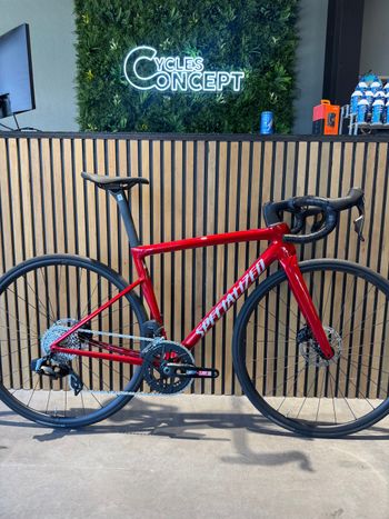 Used Specialized Tarmac SL8 Comp - SRAM Rival AXS 2026 2026 Road & Gravel