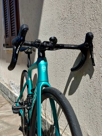Brugt Bianchi Infinito 105 2026 2026 Road & Gravel — billede 2 af 4