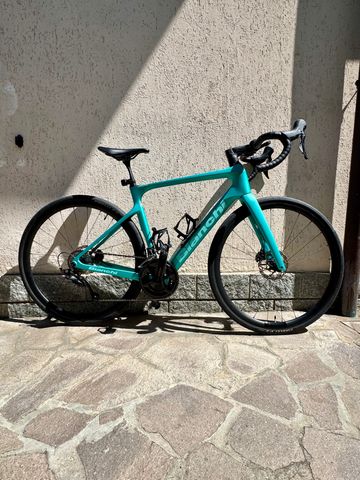 Brugt Bianchi Infinito 105 2026 2026 Road & Gravel — billede 1 af 4