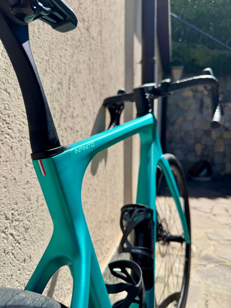 Brugt Bianchi Infinito 105 2026 2026 Road & Gravel — billede 4 af 4