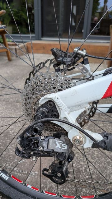 Used YT Industries Custom SRAM X9 2013 Mountainbike, White — image 2 of 11