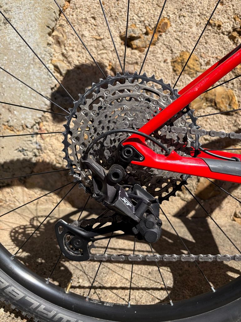 Used Canyon Exceed Shimano Deore XT 2020 Mountainbike, Red — image 3 of 15