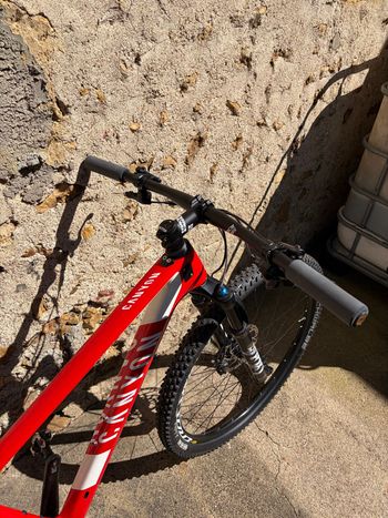 Used Canyon Exceed Shimano Deore XT 2020 Mountainbike, Red — image 8 of 15