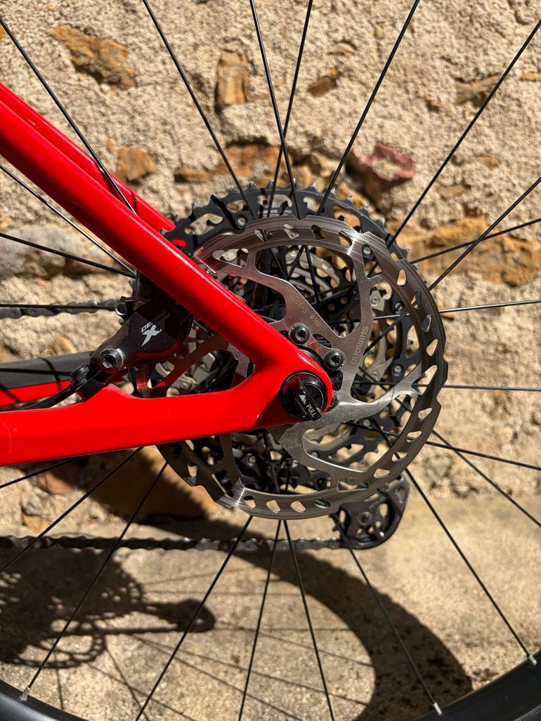 Used Canyon Exceed Shimano Deore XT 2020 Mountainbike, Red — image 10 of 15
