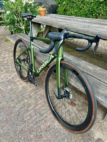 Tweedehands Orbea ORCA M20iTEAM 2022 2022 Road & Gravel — afbeelding 2 van 12