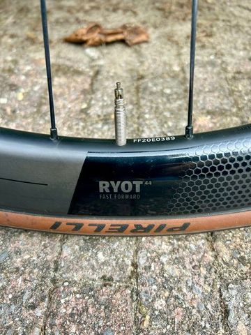 Tweedehands Orbea ORCA M20iTEAM 2022 2022 Road & Gravel — afbeelding 10 van 12