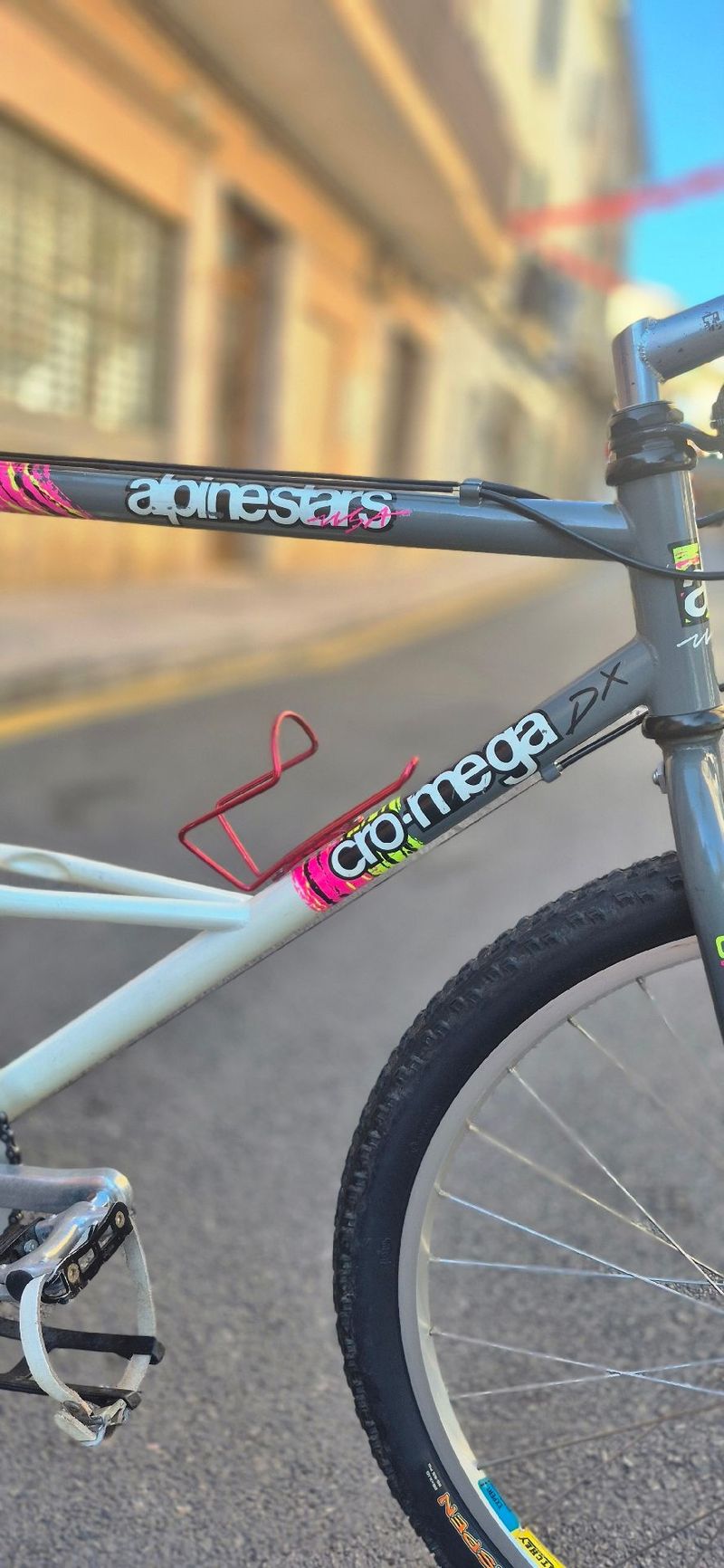 Used Alpinestars Custom Shimano Deore 1992 Mountainbike, White — image 6 of 17
