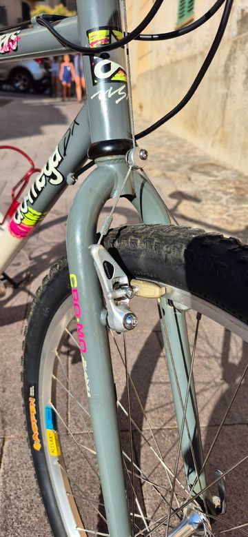Used Alpinestars Custom Shimano Deore 1992 Mountainbike, White — image 10 of 17