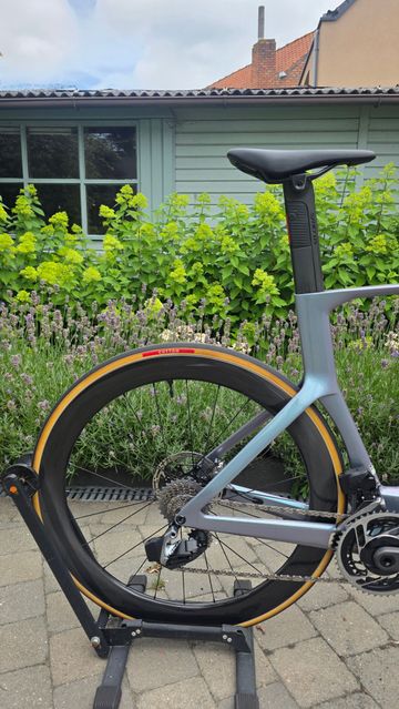 Tweedehands Scott Foil RC 10 2023 2023 Road & Gravel — afbeelding 6 van 17
